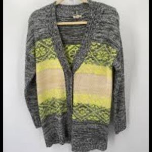 Eyeshadow button front v neck cardigan Medium